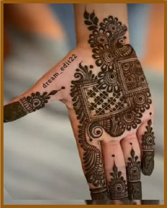 Regal Square Grid In Royal Front Hand Mehndi Design 01